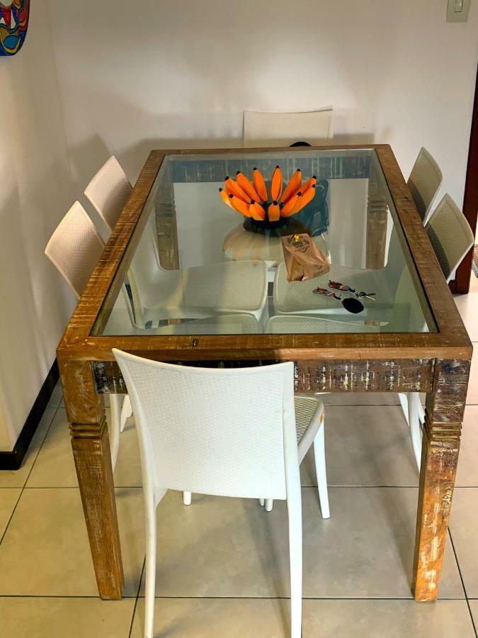 Duplex Com Hidromassagem - Praia Do Forte Bagian luar foto