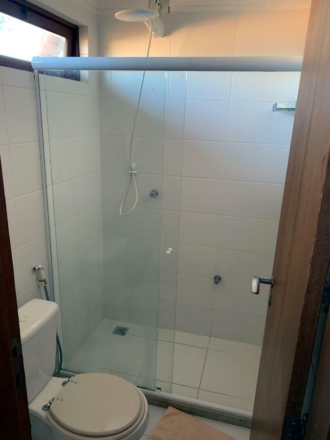 Duplex Com Hidromassagem - Praia Do Forte Bagian luar foto